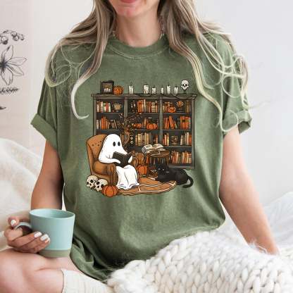 Pagewings Halloween Ghost Reading Books Unisex Washed T-shirt