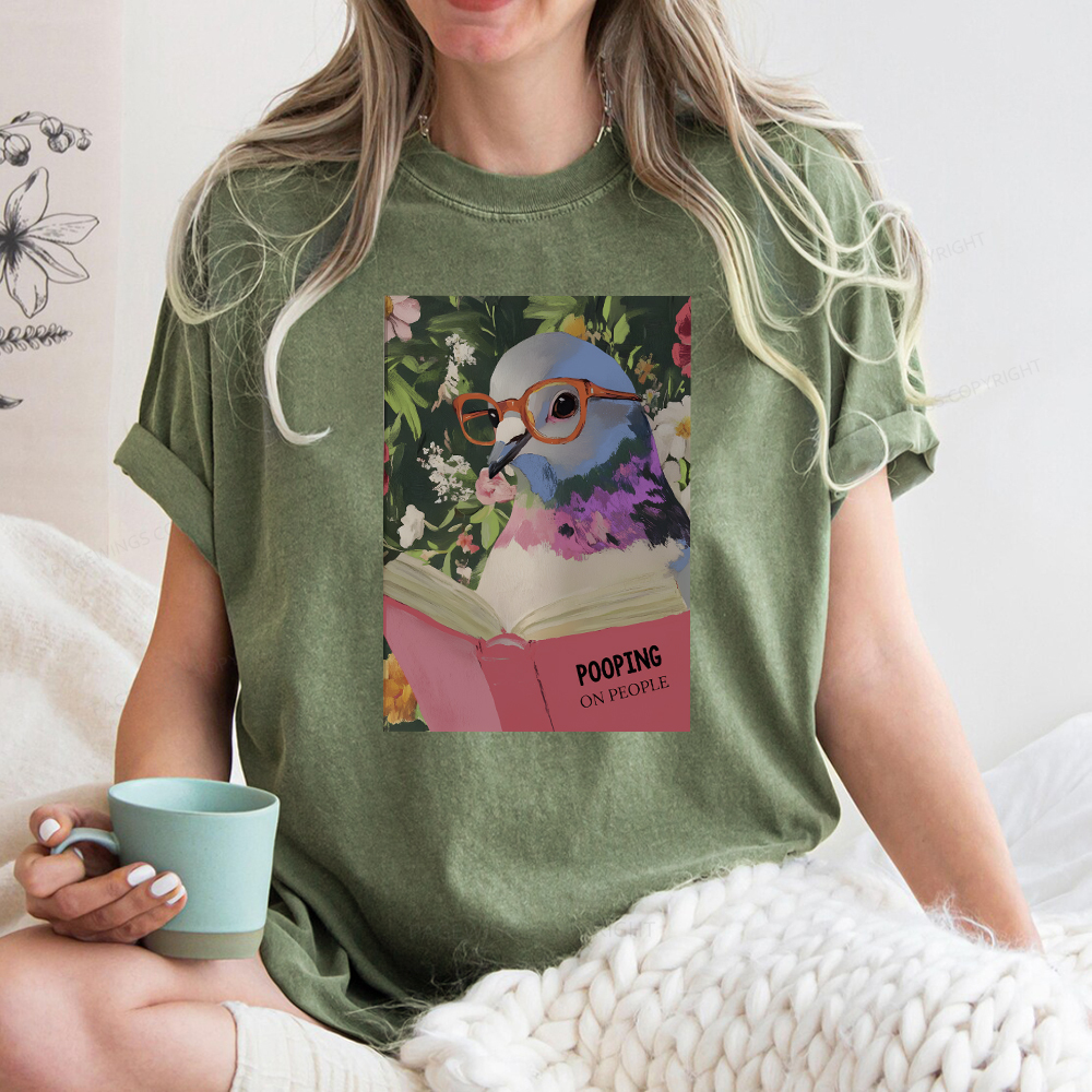 Pagewings Humorous Pigeon Reading Unisex Washed T-shirt