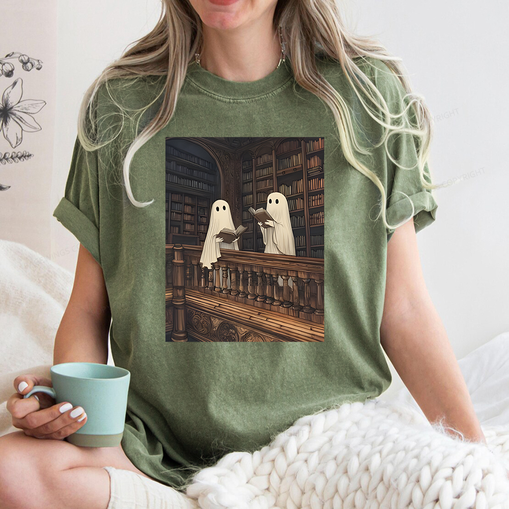 Pagewings Ghost Reading Unisex Washed T-shirt