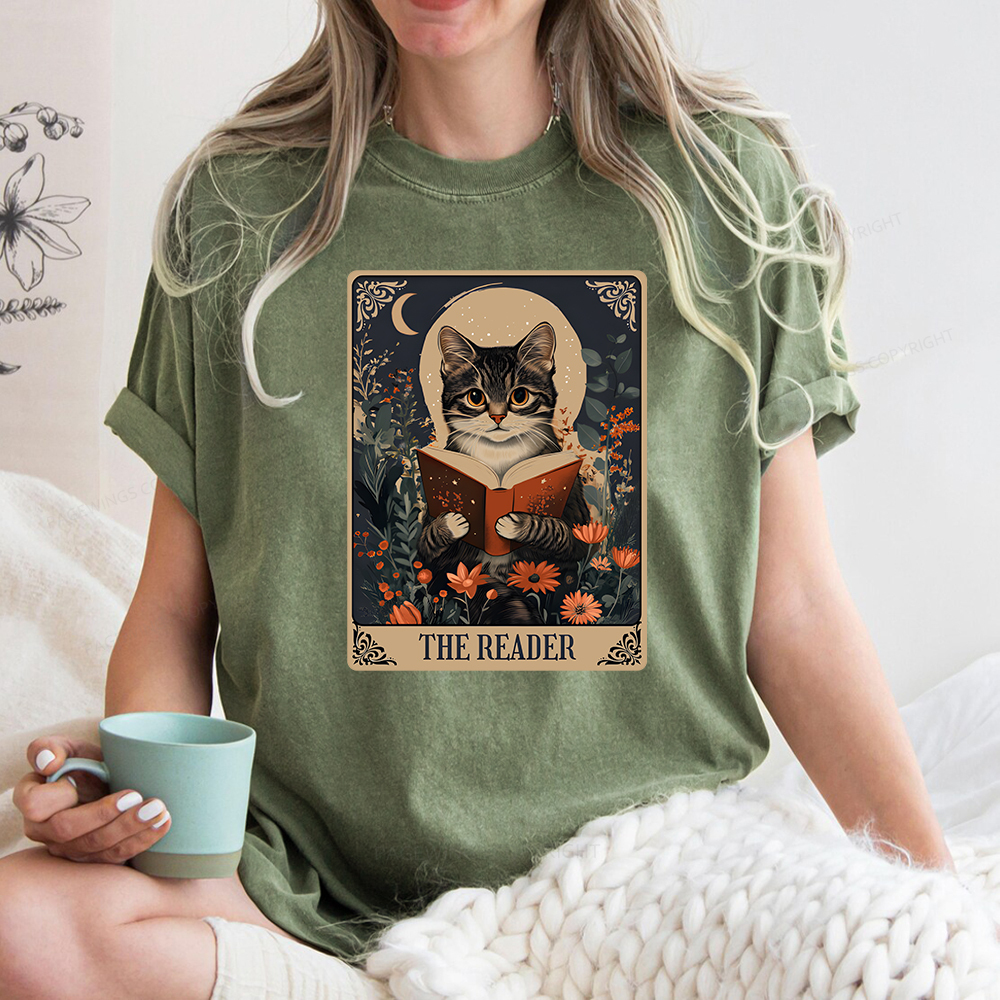 Pagewings The Reader Tarot Card Cat Unisex Washed T-shirt