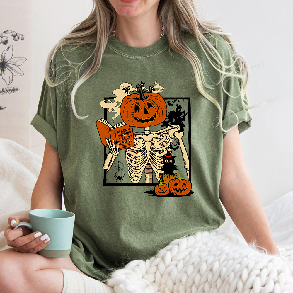 Pagewings Halloween Pumpkin Reader Unisex Washed T-shirt