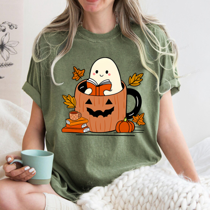 Pagewings Ghost Reading Books Unisex Washed T-shirt