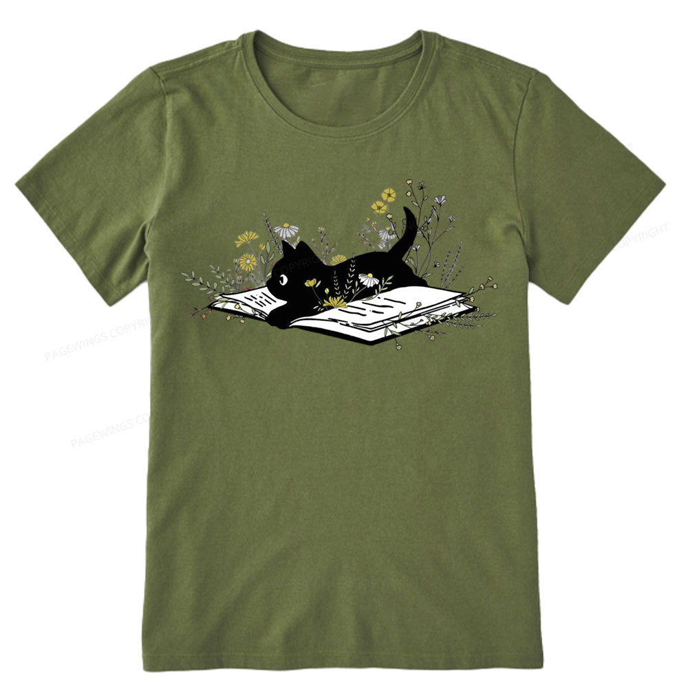 Pagewings Cute Book Cat Unisex Classic T-shirt