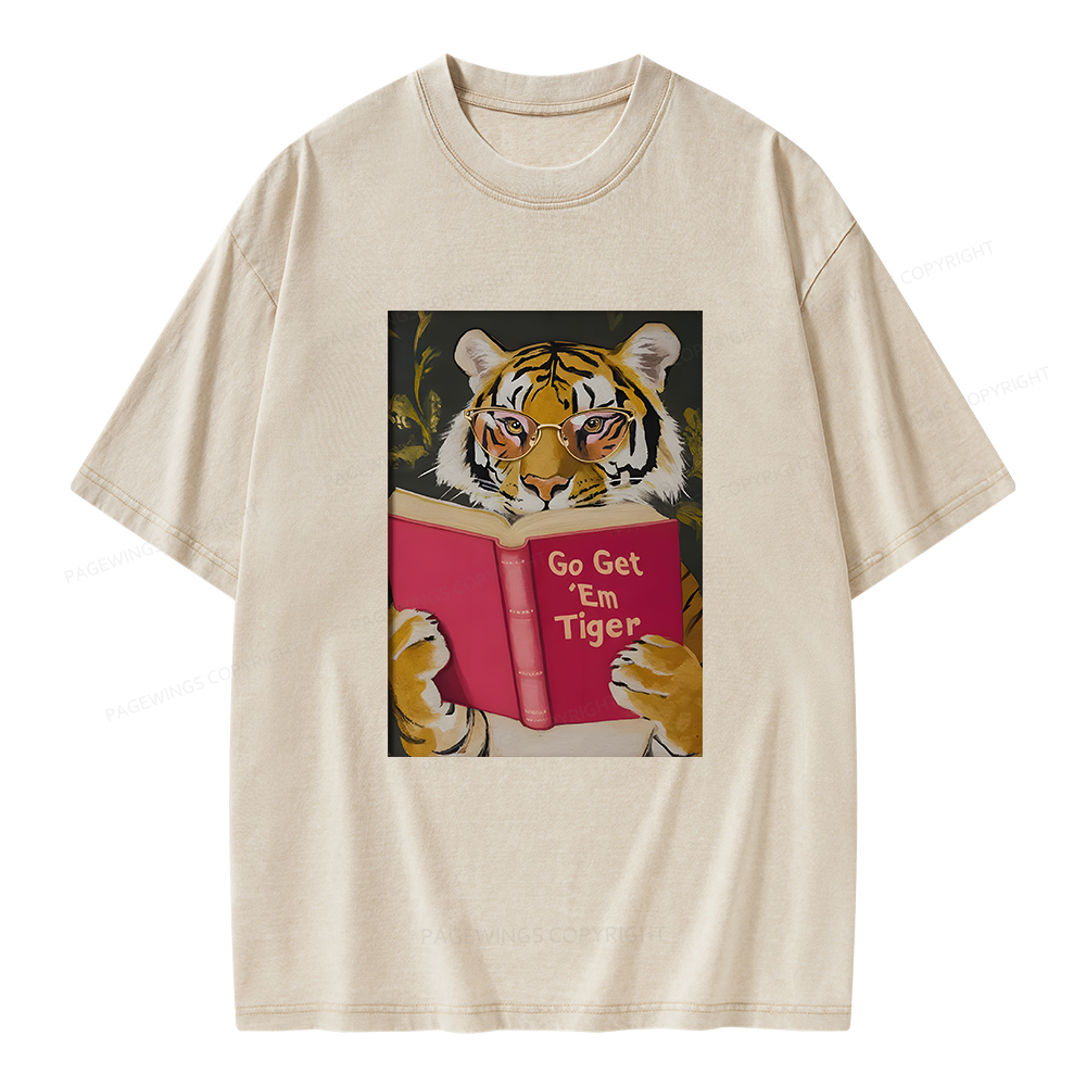 Pagewings Tiger Reading Unisex Washed T-shirt