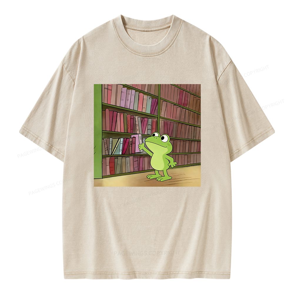 Pagewings Library Frog Unisex Washed T-shirt
