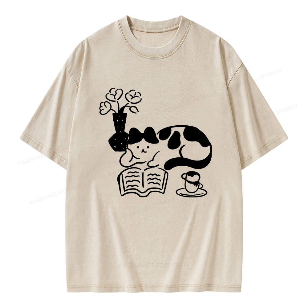Pagewings The Cat Who Loves Reading Unisex Washed T-shirt