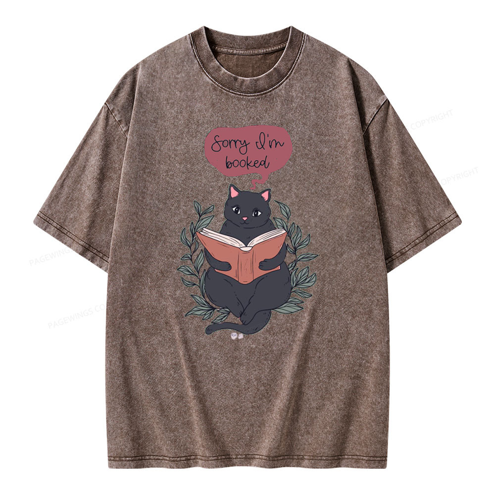Pagewings Cats love reading books Unisex Washed T-shirt