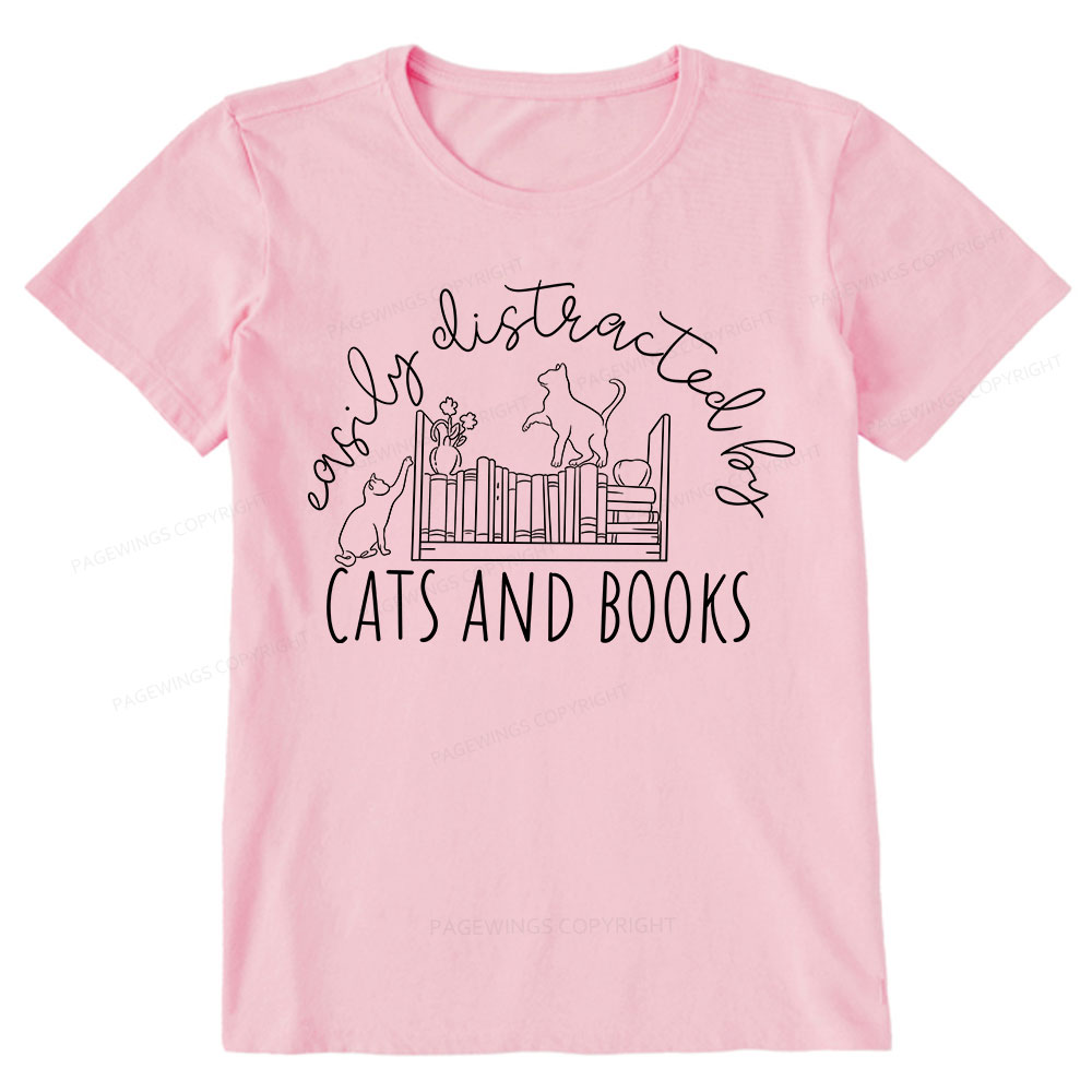 Pagewing Cute Cats And Books Unisex Classic T-shirt