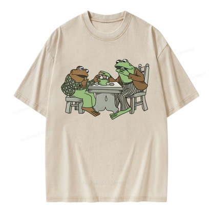 Pagewing frog & toad eat cookies <3 Unisex Washed T-shirt