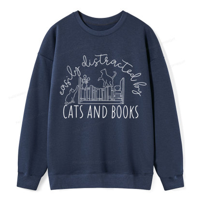 Pagewing Cute Cats And Books  Unisex Classic Sweatshirt