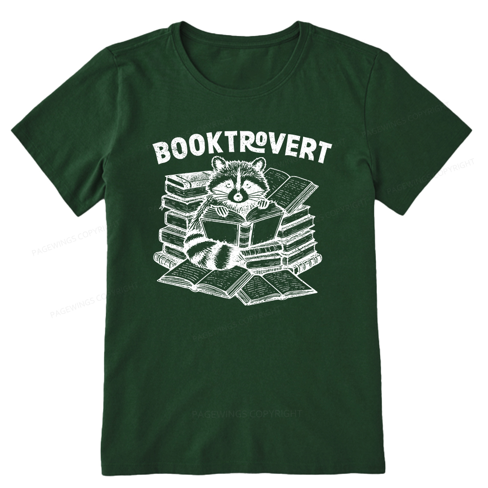 Pagewings A Raccoon Reading Seriously Unisex Classic T-shirt