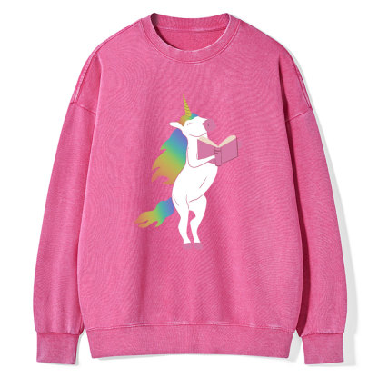 Pagewings Beautiful Unicorn Reading Books on Women's Cropped Unisex Washed Sweatshirt