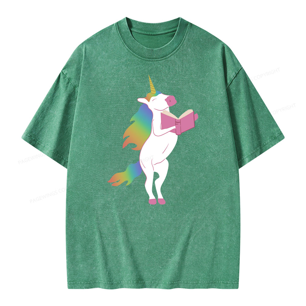 Pagewings Beautiful Unicorn Reading Books on Women's Cropped Unisex Washed T-shirt