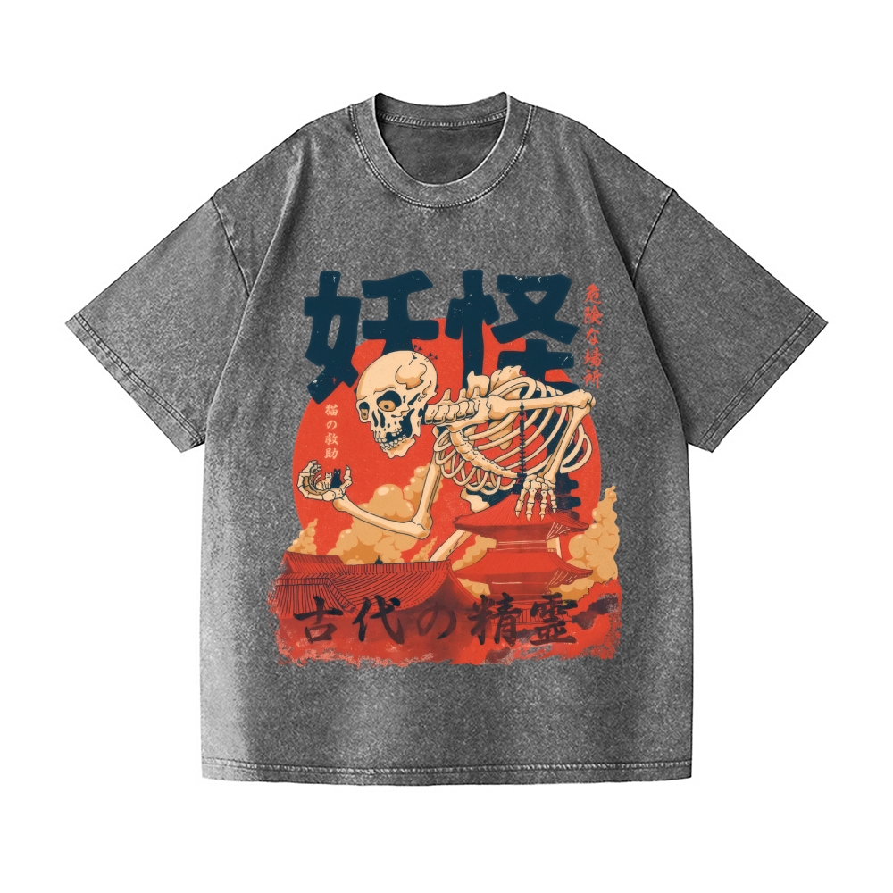 Yokai Rescuing Cats Vintage Wash Japanese Design T-Shirt