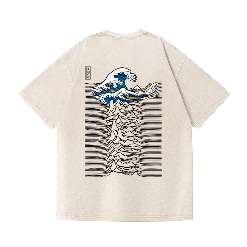The Great Wave off Kanagawa Ukiyoe Vintage Wash Japanese Design Back Art T-Shirt