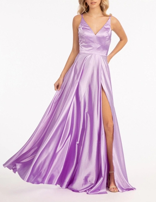 Lilac Spaghetti Strap formal Prom gown with front slit in place