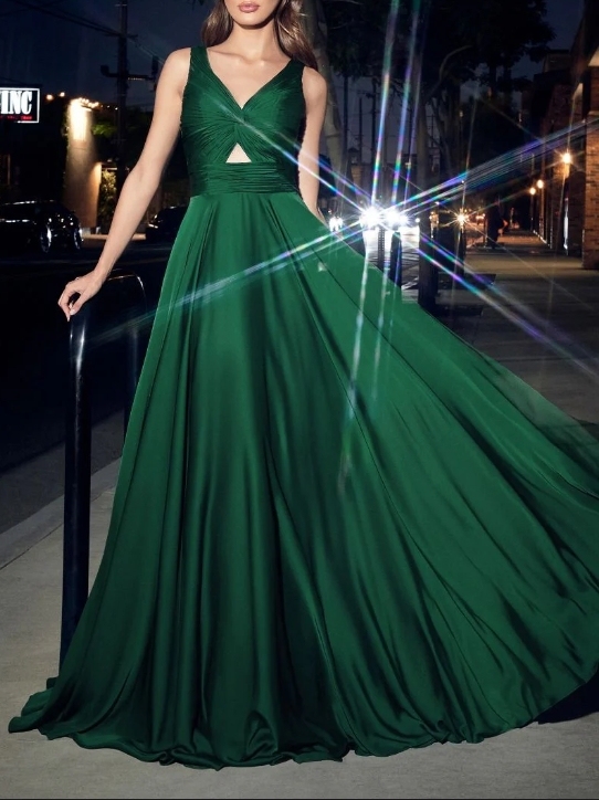 Hunter Green Pleated Long Formal Prom Gown