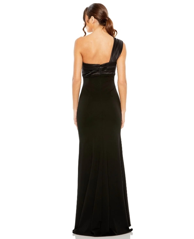 Black One Shedder Wrap The Butocks Long Prom Dress