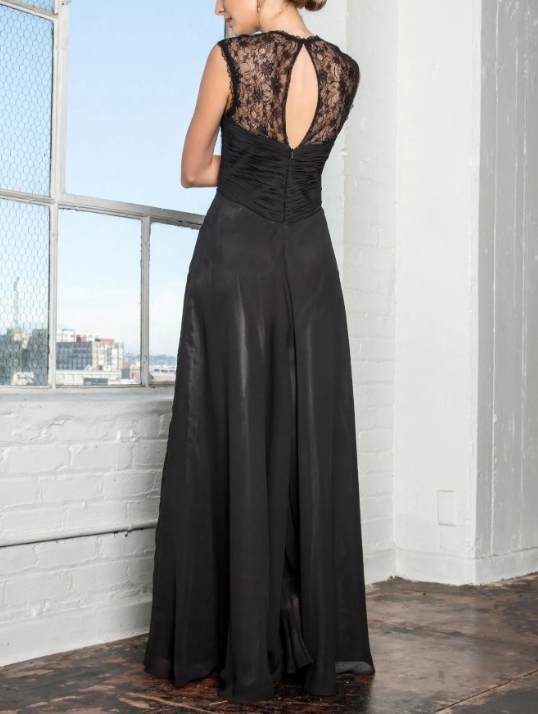 Black Sleeveless Shoulder Lace Style Long Pleated Ball Gown