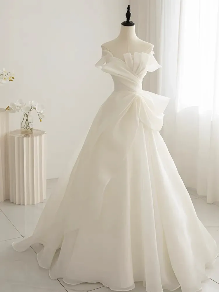 Strapless A Line White Chiffon Wedding Dress