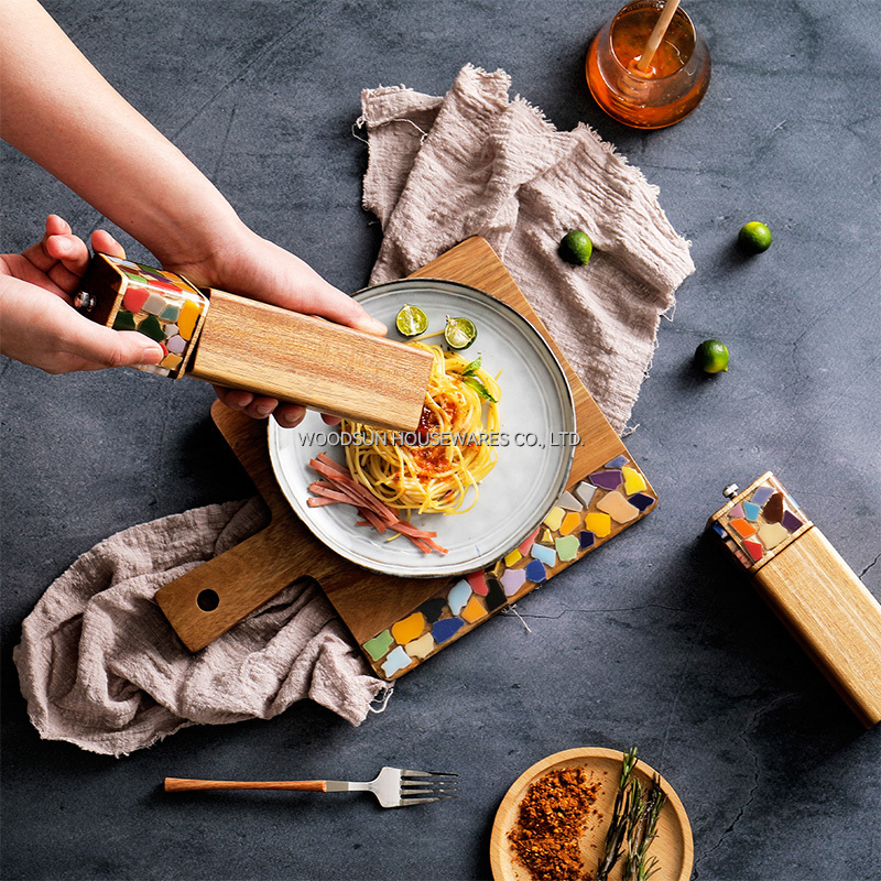 Woodsun Restaurant Hotel Home Kitchen Wood Salt and Pepper Mill Grinder Set Manufacturer