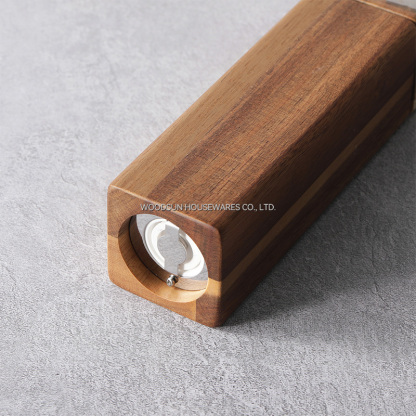 Woodsun Restaurant Hotel Home Kitchen Wood Salt and Pepper Mill Grinder Set Manufacturer