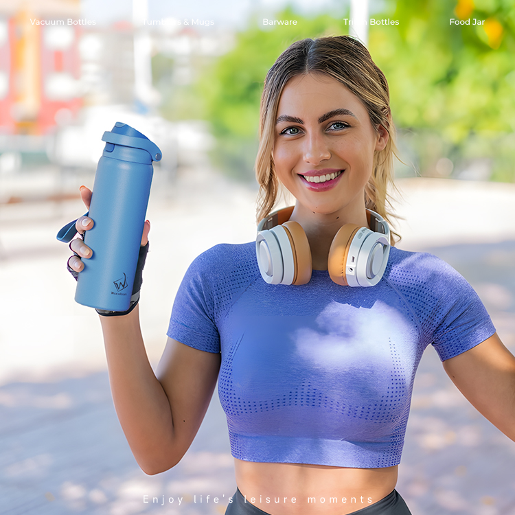 NEW Vacuum Insulated Water Bottle Stainless Steel With Straw