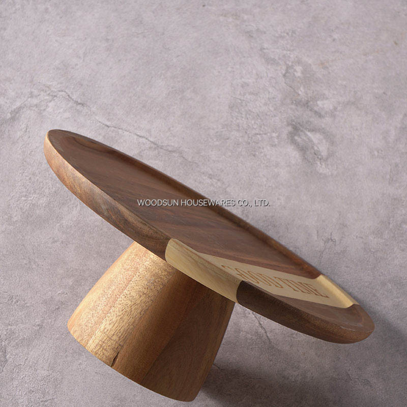Woodsun Ein Kuchen Aus Holz Cake Station Wooden Cake Stand Plates Puesto De Pasteles