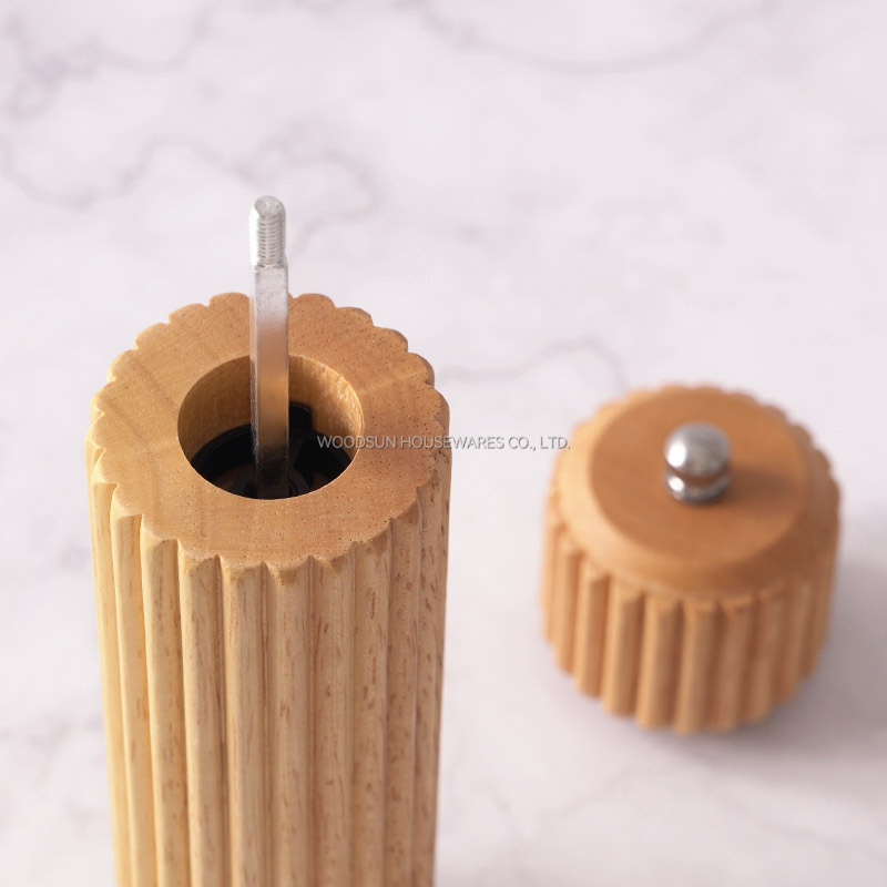 Woodsun Custom Manufacturer 2025 New Rubber Wood Grinder Pepper Salt Mill