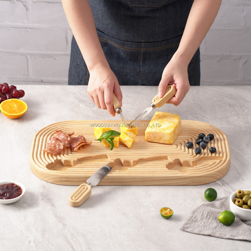 Woodsun 2025 Gift Modern Stripes Custom Shape Charcuterie Cheese Board For Friends