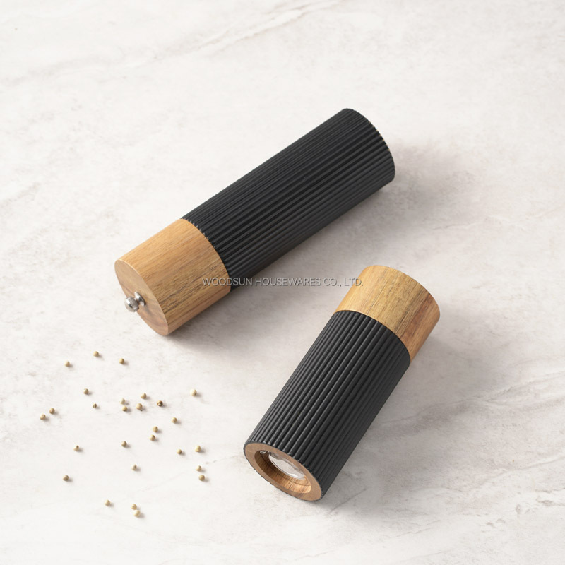 Woodsun Elegant Groove Design Manual Pepper Grinder Mill Wooden
