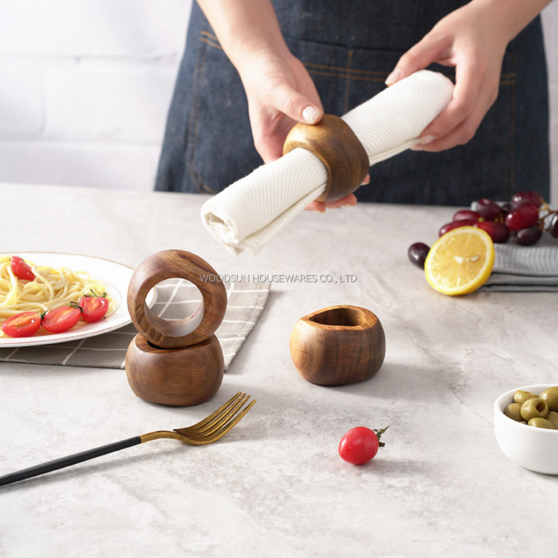 Woodsun Custom Manufacturer 2024 Wooden Napkin Ring Napkin Holder Set