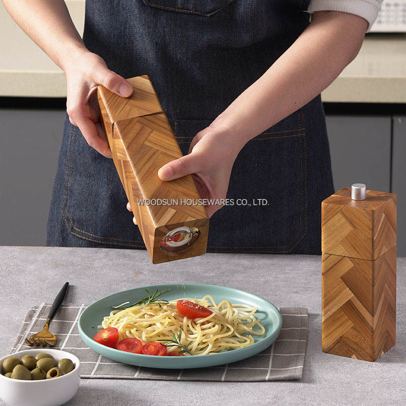 Woodsun Salt Pepper Mill Grinder Wood