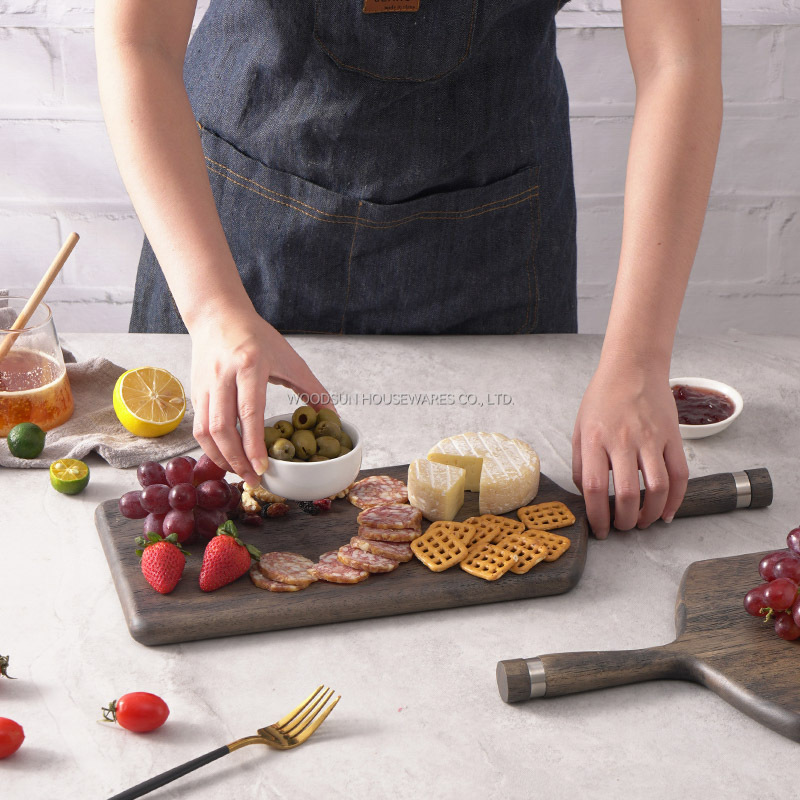 Woodsun Manufacturer Custom Wood Cutting Board With Handle For Kitchen Party Serving Board