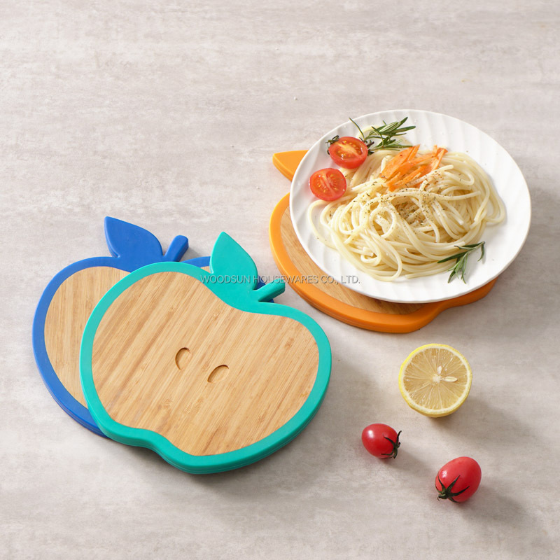 Woodsun Silicone Kitchen Trivet Mat 4Pcs Coaster Set Apple Shape For Sale