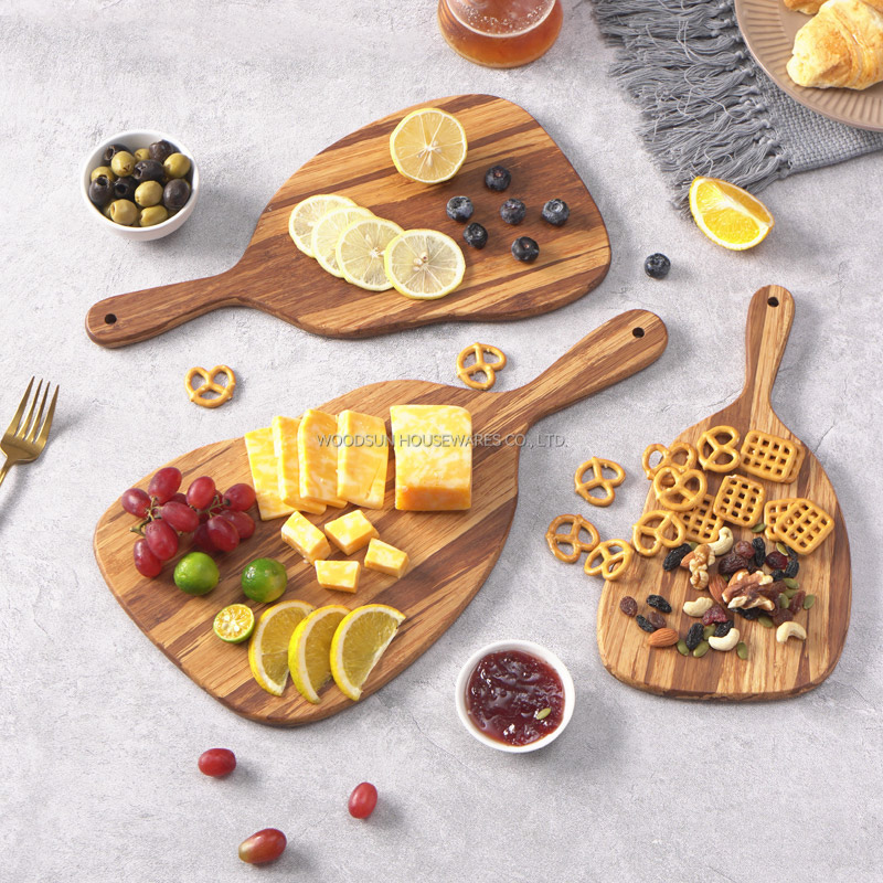 Woodsun Custom Drumstick Shape Bamboo Kitchen Cutting Board Wholesale Serving Board With Handle