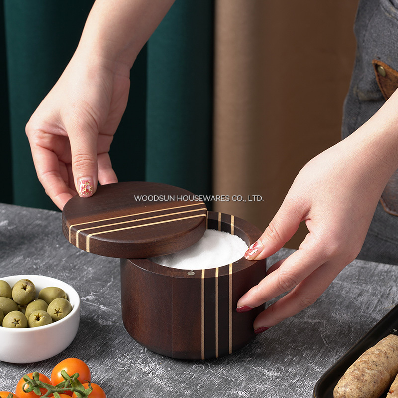 Woodsun Carbonied Acacia Wooden Salt and Pepper Spice Salt Box