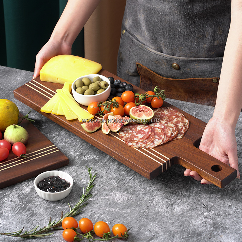 Woodsun Carbonized Acacia Wood Kitchen Handle Cutting Board Set