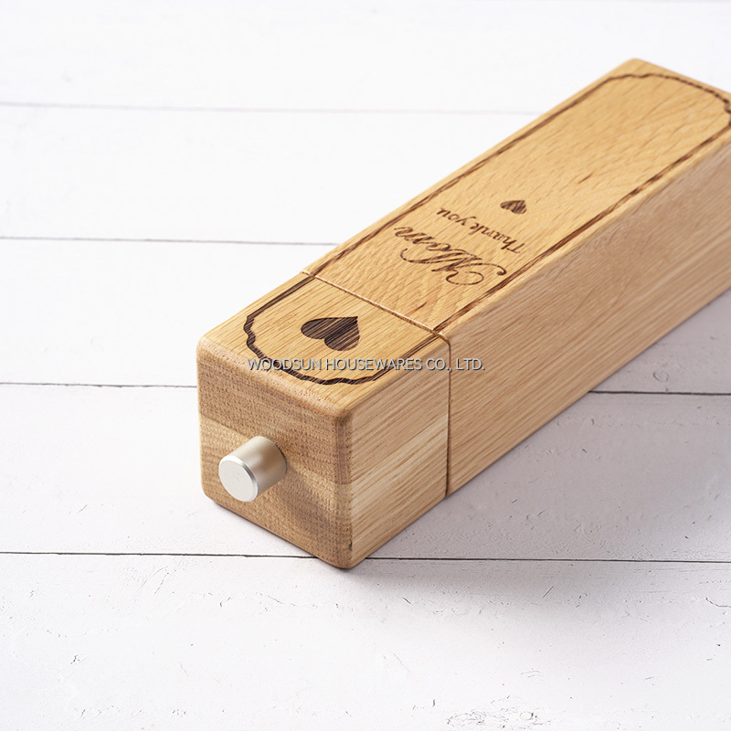 Woodsun Wood Salt and Wooden Pepper Grinders Manuals