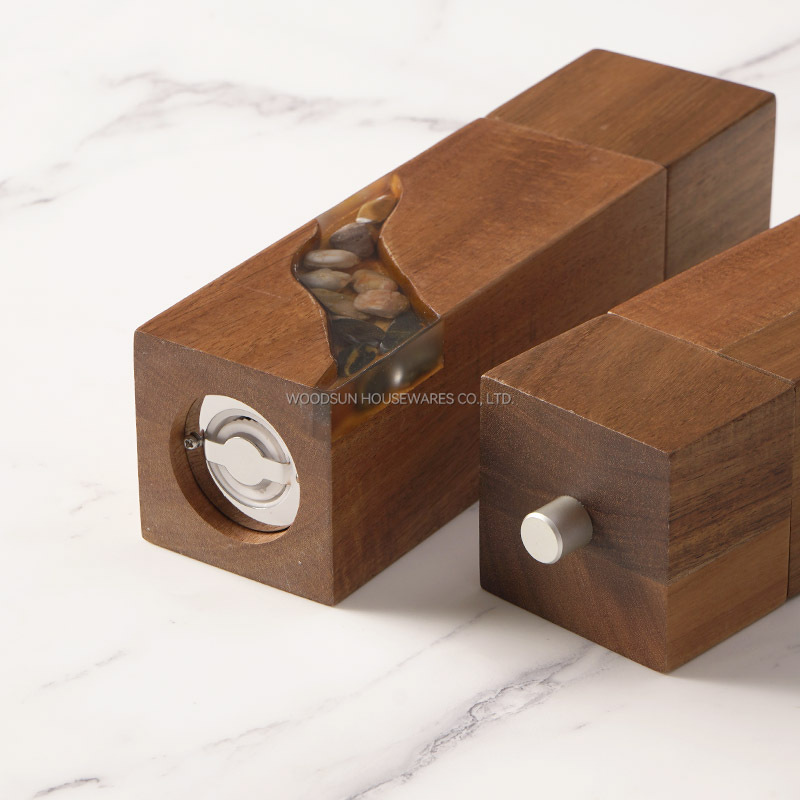 Woodsun Custom Manufacturer Wooden Acacia Salt And Pepper Grinder Set