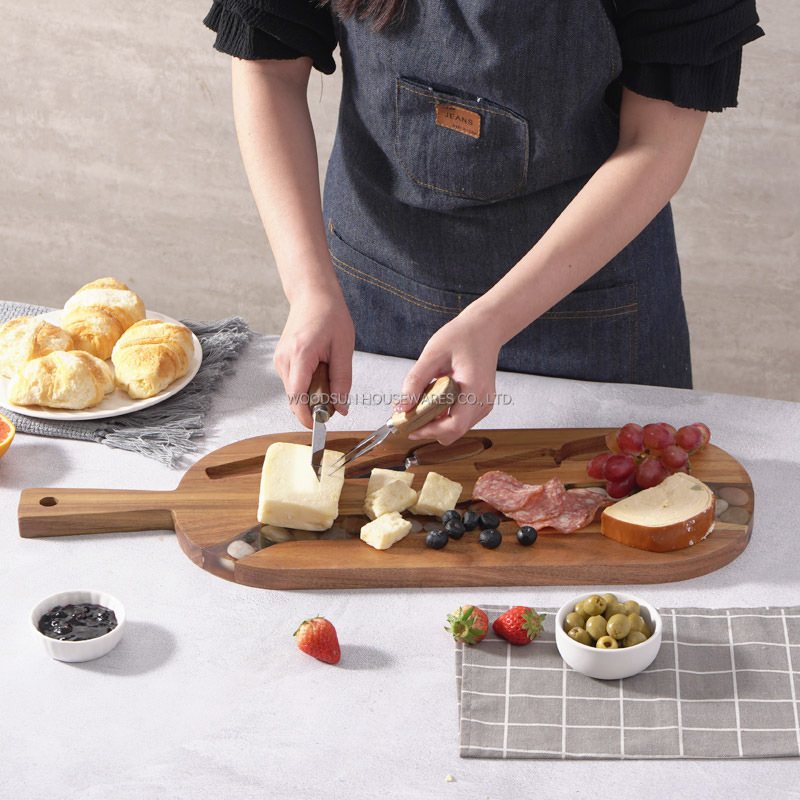 Woodsun Manufacturer 2025 Resin Wooden Cheese Board And Knife Set Charcuterie Board Wood