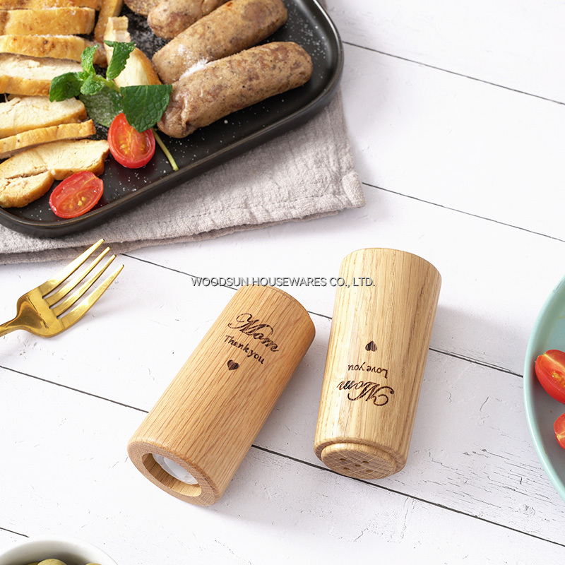 Woodsun Custom Rubber Wood Silicone Spice Salt Shaker Round