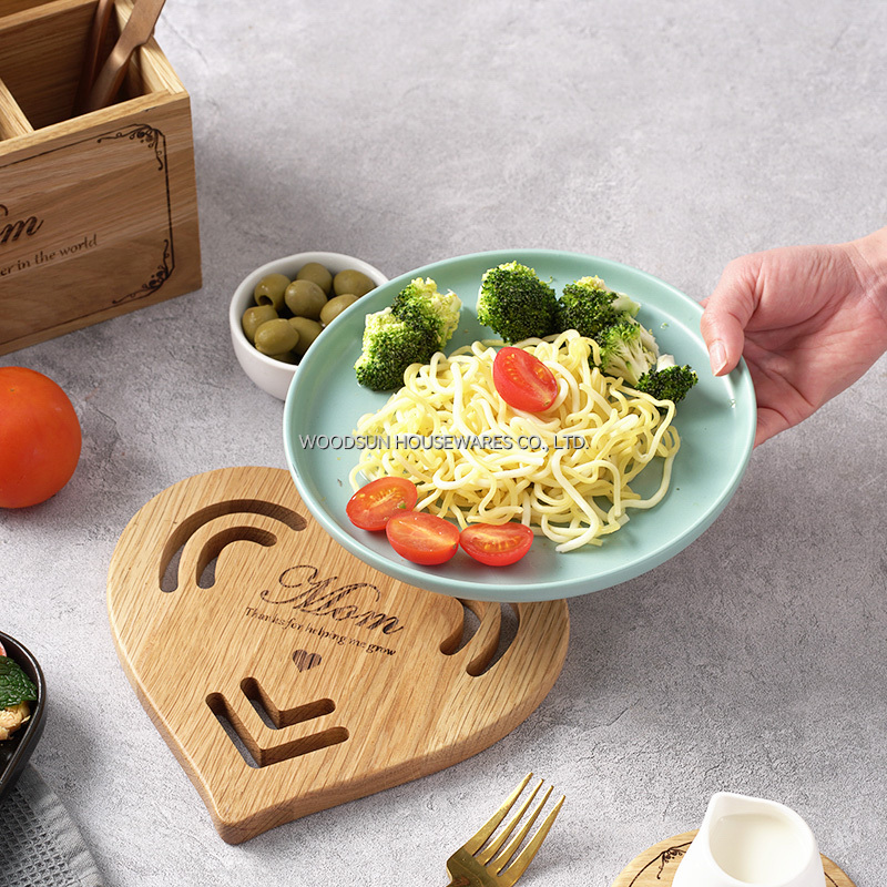 Woodsun Heart Shape Rubber Wood Kitchen Wooden Trivets