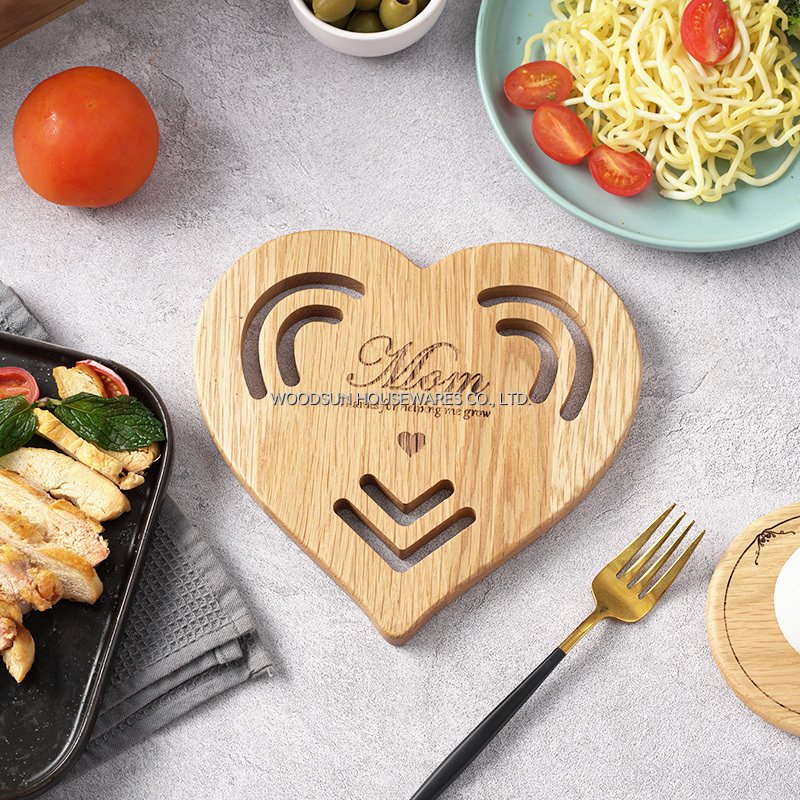 Woodsun Heart Shape Rubber Wood Kitchen Wooden Trivets