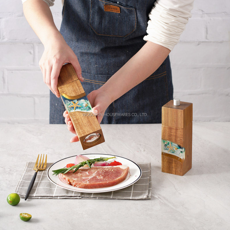 Woodsun Custom Manufacturer Wood Salt and Pepper Grinder Pepper Mill