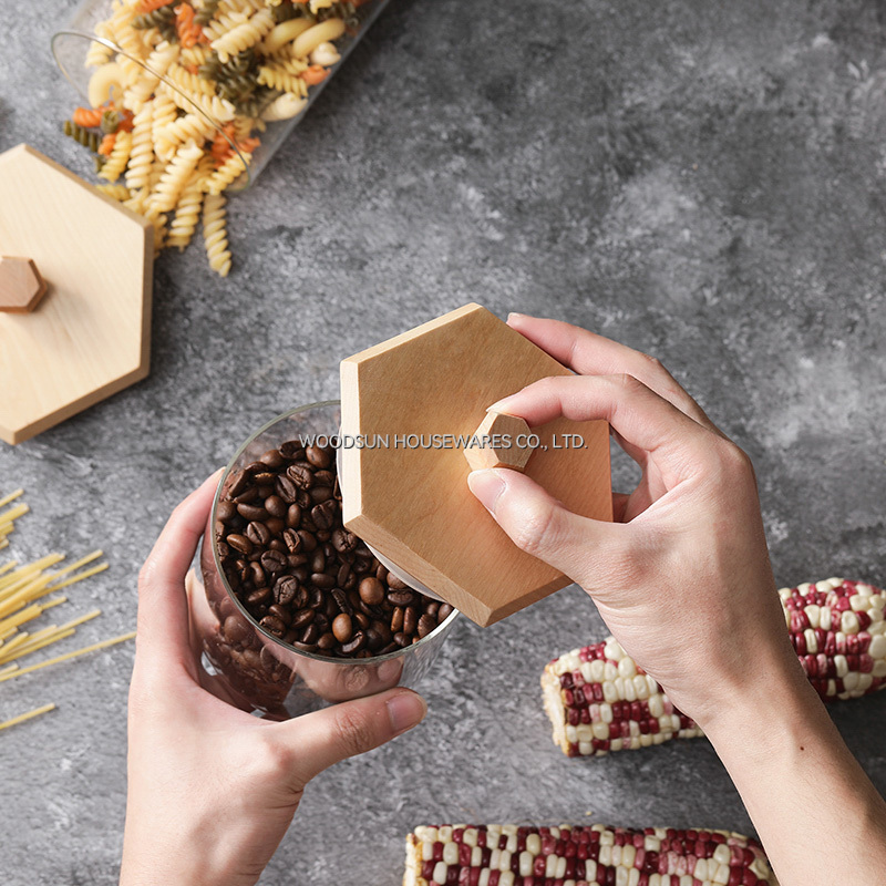 Woodsun Edges and Corners Design Kitchen Food Glass Canisters for Storage