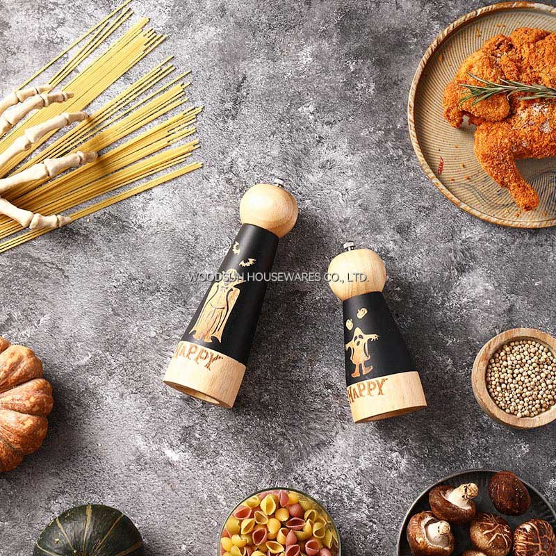 Woodsun Rubber Wooden Halloween Salt and Pepper Manual Grinders Mill Wood