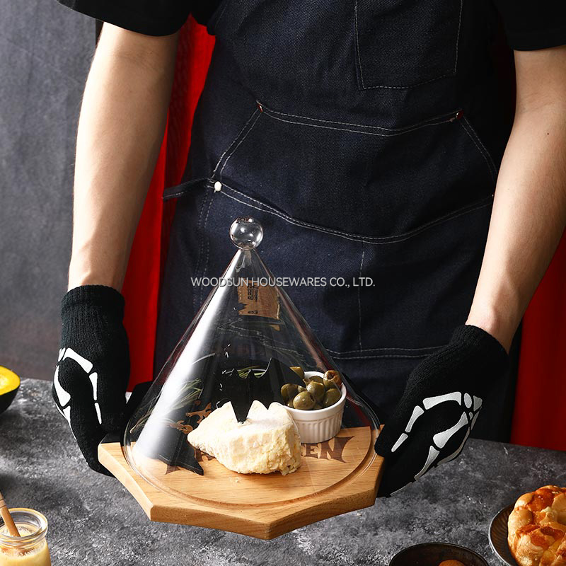 Woodsun Custom-made Wholesale Rubber Wooden Cheese Board and Knife Set with Glass Dome Cover