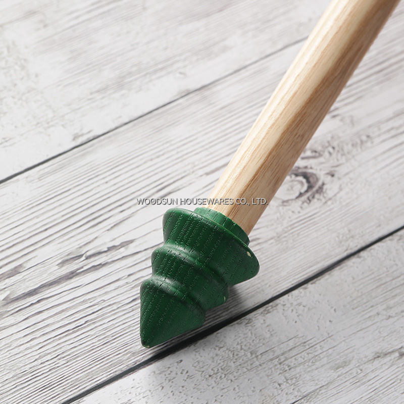 Woodsun Rubber Wood Iron Christmas Tree Paper Towel Holder Bathroom Sets