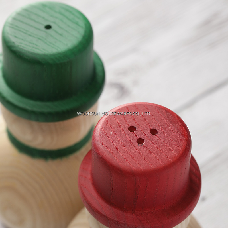 Woodsun Christmas Series Salt and Pepper Shaker Metal Wedding